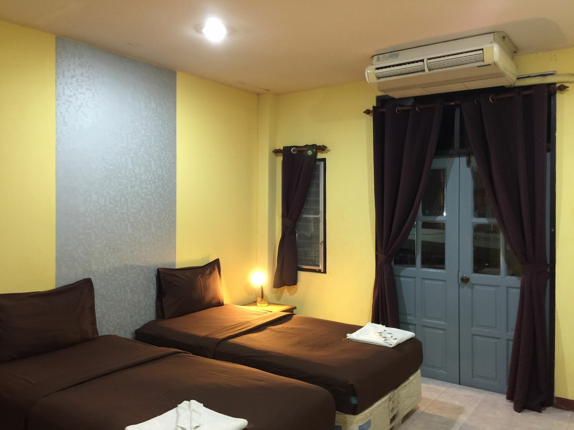Andaman Place Guesthouse Patong Exterior foto