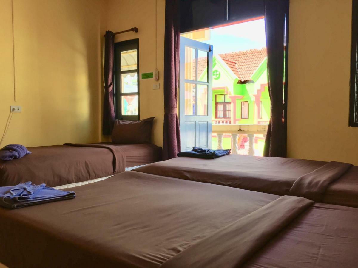 Andaman Place Guesthouse Patong Exterior foto